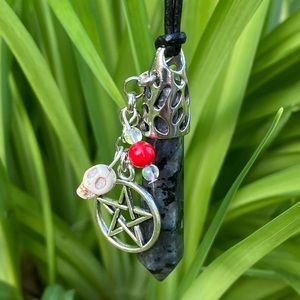 Healing Necklace - Labradorite